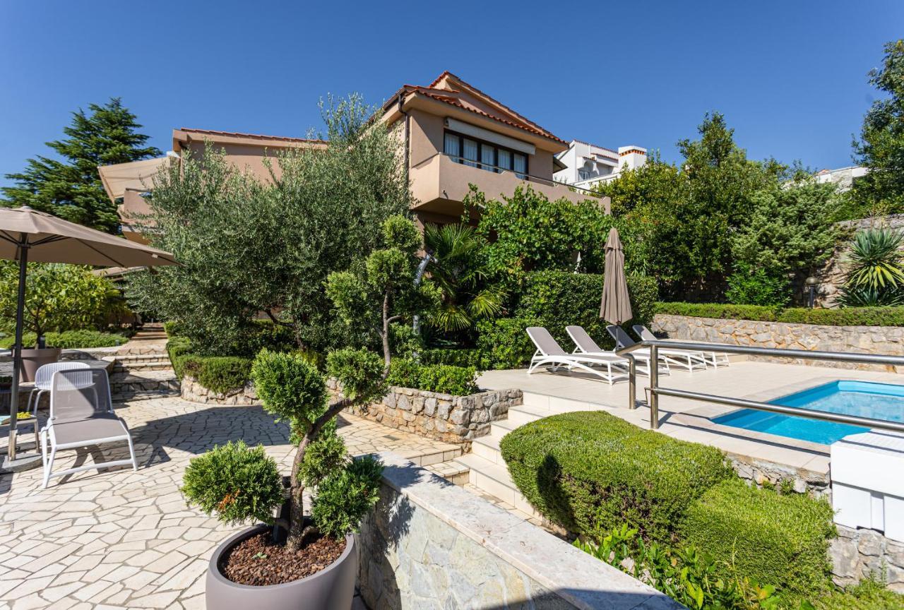 Apartments House Barbara Kornić Exteriér fotografie